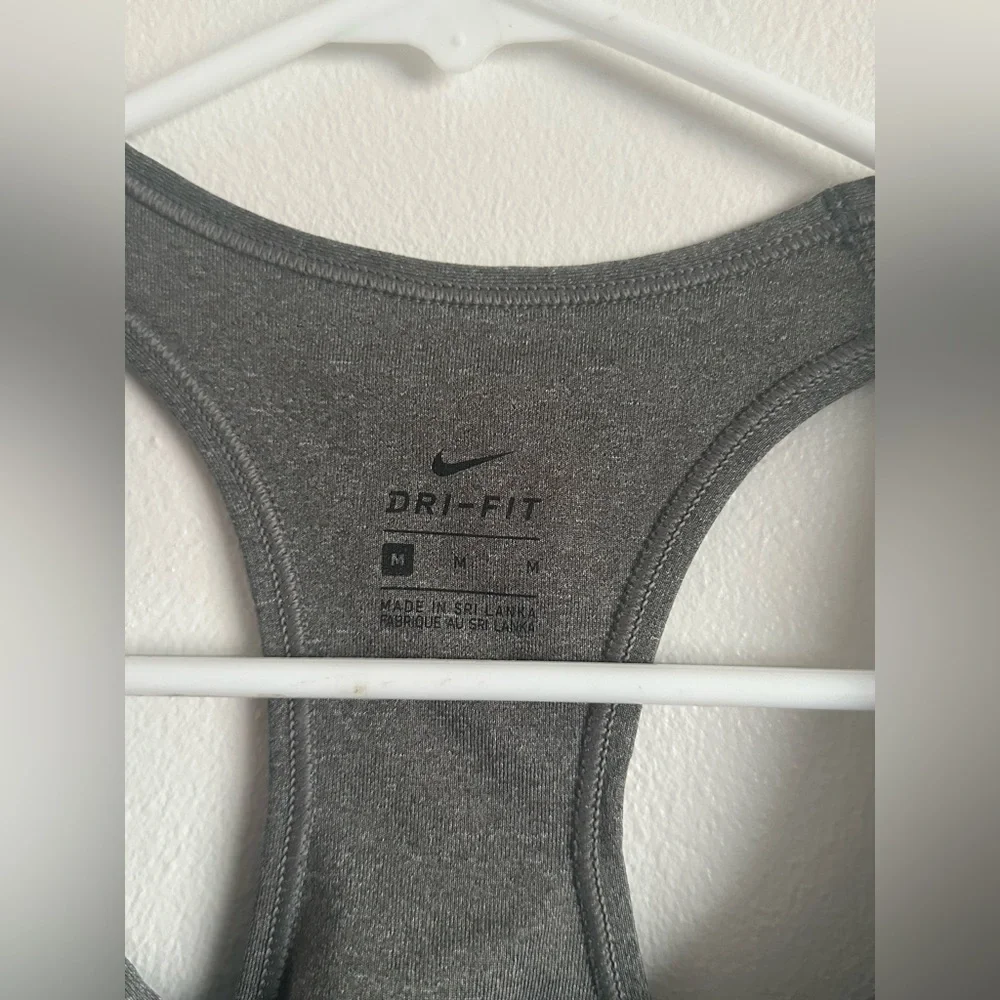 Nike Dri Fit Racerback Sports Bra Gray Size Medium - Picture 5 of 6